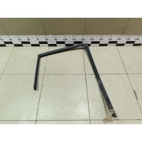 Уплотнитель стекла двери NISSAN Almera Classic (B10) 2006-2013 8233195F0A