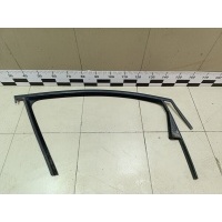 Уплотнитель стекла двери VW Golf V Plus 2005-2014 5M0837432C5AP
