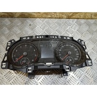 панель приборов (щиток) Volkswagen Golf 7 2017 5G1920740B