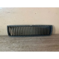 Решетка переднего бампера Skoda Octavia A4 1U Mercedes Benz 1U0853677 1U0853677
