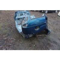 Крыло правая задняя четверть mazda 5 cr 05 - познан