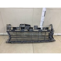 Решетка в бампер центральная Renault Renault Logan (2) 2014> 622542439R