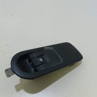 Кнопка стеклоподъемника Renault Kangoo 2008 8200476809
