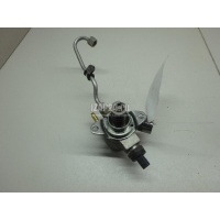 Насос (ТНВД) бензиновый VAG Golf Plus (2005 - 2014) 03C127026P