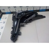 Фара противотуманная правая Toyota LX 570 2007 8136060110