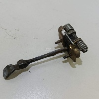 Ограничитель двери Renault Sandero (2009 - 2014) 6001546886