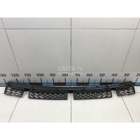 Направляющая заднего бампера VAG Touareg (2010 - 2018) 7P6807863A