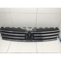 Решетка радиатора VAG Touareg (2010 - 2018) 7P6853651MZLL