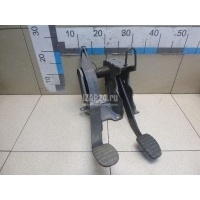 Педаль сцепления Renault Sandero (2009 - 2014) 465409318R
