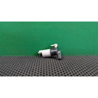 Насос (моторчик) омывателя стекла Citroen Berlingo 1 restailing 2006 8200067015