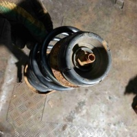 Стойка подвески передняя Volkswagen Golf 4(1997-2004) 2001 1j0413031