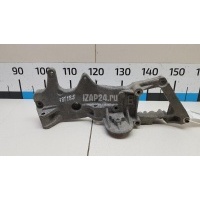 Кронштейн генератора Land Rover Range Rover Evoque (2011 - 2018) LR028857