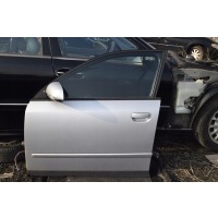 Audi a4 b6 дверь передняя левая srebne