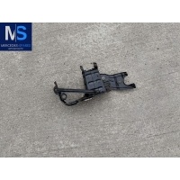 Кронштейн переднего бампера Mercedes C W203 2004 A2036202195