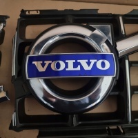 Volvo v70 iii s80 ii рестайлинг значек эмблема на решетки oe