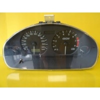 Спидометр часы часы mitsubishi carisma 1.8 бензин mr308415 nr706