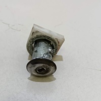 Вставка замка двери прав. Renault Duster 2012 805029979R