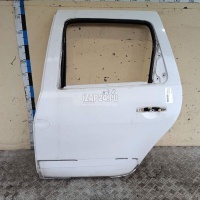 Дверь задняя левая Renault Duster 2012 821012768R