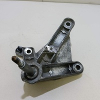 Кронштейн КПП левый Renault Duster 2012 8200605732