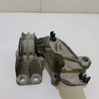 Опора двигателя Renault Duster 2012 112108139R