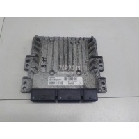 Блок управления двигателем Renault Duster 2012 237104454R