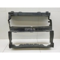 Воздуховод радиатора верхний Land Rover Range Rover IV 2013 LR061740