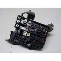 Блок предохранителей Toyota Auris (E18) (2012 - 2018) 8274102090