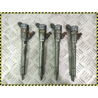 Форсунка Hyundai Trajet 2001 0445110064,3380027010