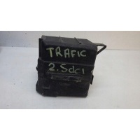 Корпус блока предохранителей trafic ii vivaro а 2.5 dci 8200046403