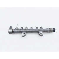 Топливная рампа Toyota Land Cruiser Prado 150 2016 2381011030