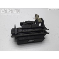 Кнопка открывания багажника Volkswagen Golf-3 1996 1h6827571