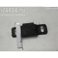 Кронштейн крепления Volkswagen Passat B5 1999 4d0260427