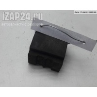 Кронштейн крепления Volkswagen Passat B5 1999 8d0260425