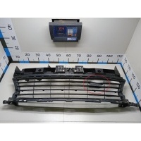 Решетка в бампер центральная Renault Logan II 2014 622542439R