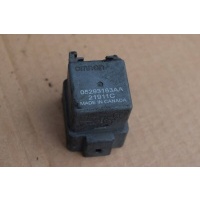 Реле накала свечей Chrysler Voyager 4 2002 05293163AA,21911C