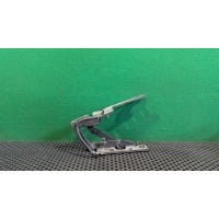 Петля капота правая BMW 7 E65/E66 2003 4161 8 240 334, 8 240 334