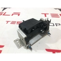 Прочая запчасть Tesla Model X 2018 100918100A,1056505-00-E,1003915-10-F,1003311-00-B