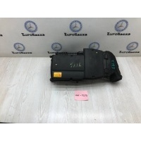 Короб воздушного фильтра Mercedes М271 Mercedes W203 C 2000-2007 A2710900901