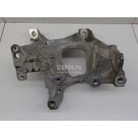 Кронштейн передней балки VAG A4 [B9] 2015 8W0399295E