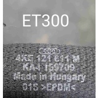 Патрубок (трубопровод, шланг) Audi E-Tron I (2018—2023) 2021 4KE121611M