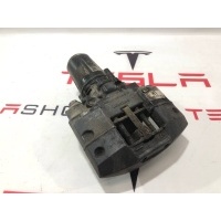 Суппорт Tesla Model S 2018 1021252-00-F
