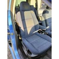 Peugeot 307 sw 02 - 09 кресло пассажира правая