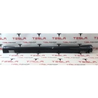 Накладка на порог Tesla Model S 2016 6005874-00-G
