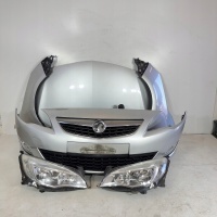 В сборе передняя opel astra j код лака z176
