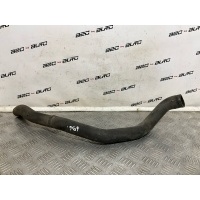 патрубок системы охлаждения Volvo XC70 1 2006  30680918