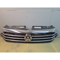 решетка радиатора Volkswagen Jetta 7 2019