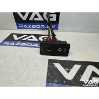 Разъем AUX / USB 7 2016 5G0035222F