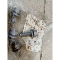 Болты и гайки BMW X5 E70 33306772888