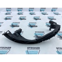 Кронштейн фары BMW 1-Series E81 2011 51647120824