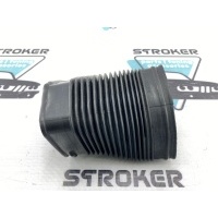 Патрубок воздушного фильтра BMW 1-Series E81 2011 13717523630